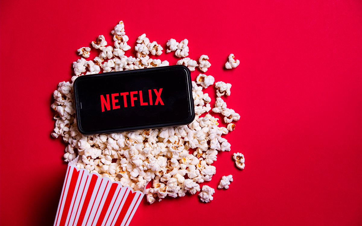 نتفلیکس چیست؟ همه چیز درباره پلتفرم Netflix